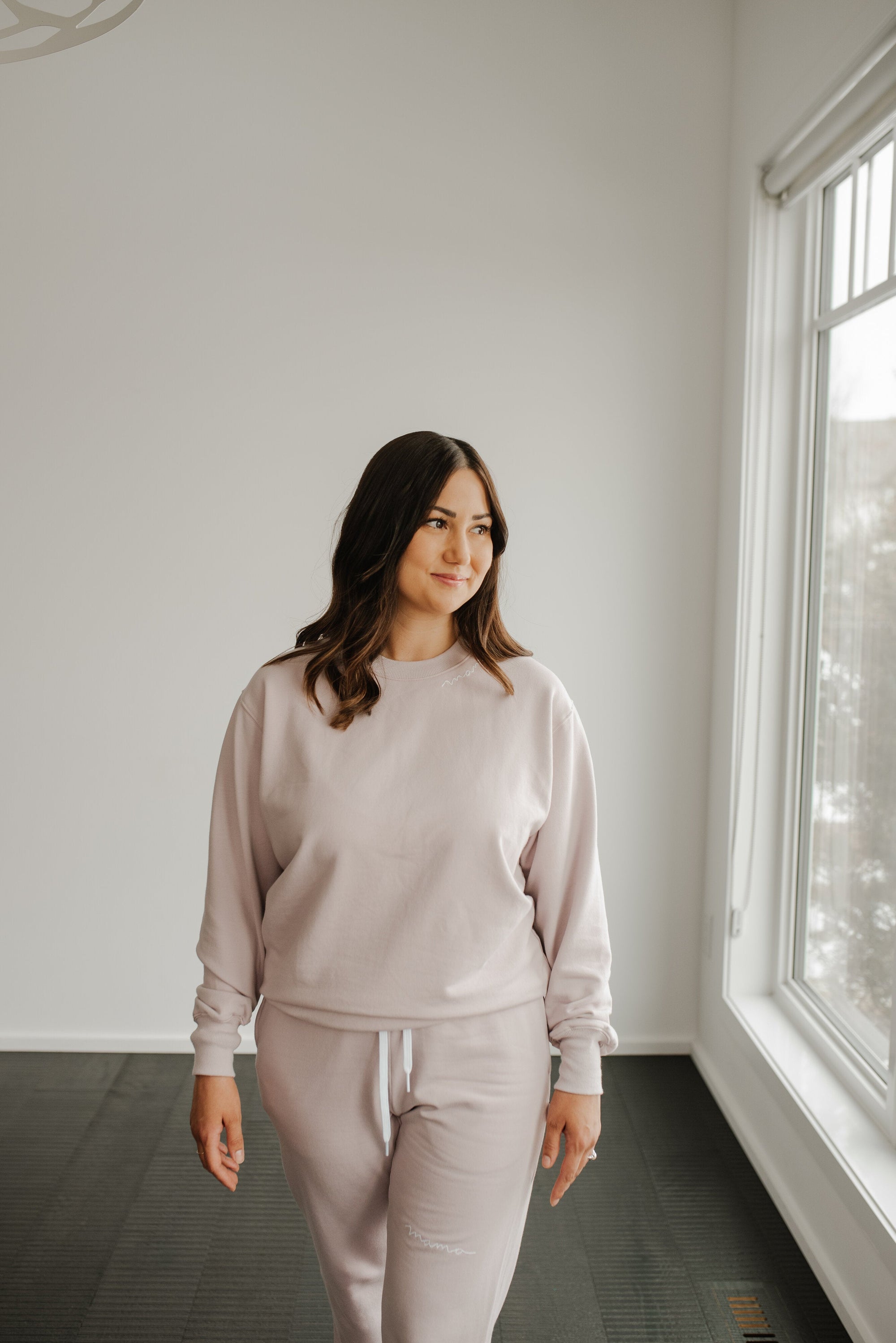 mama crew sweatshirt