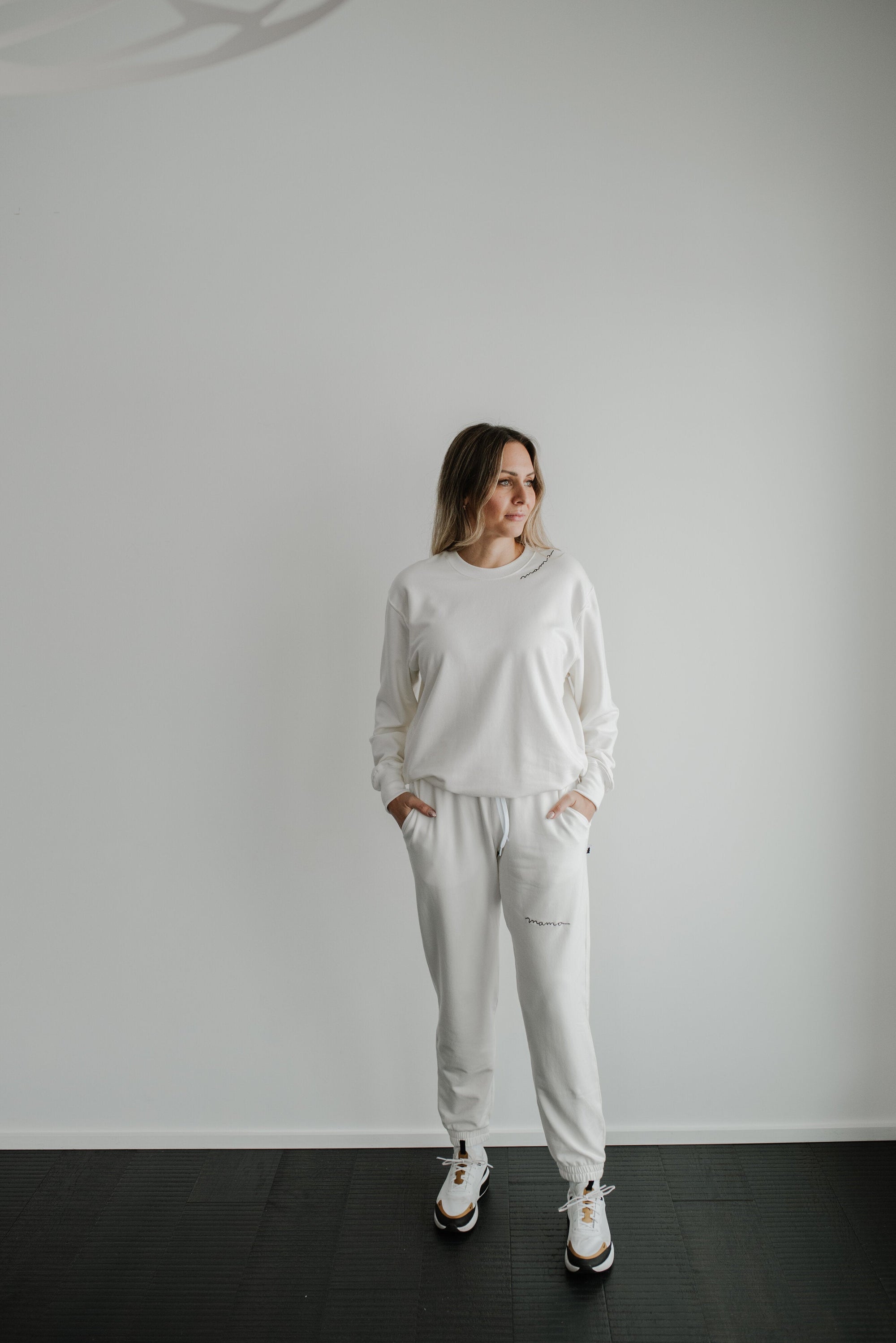mama crew sweatshirt