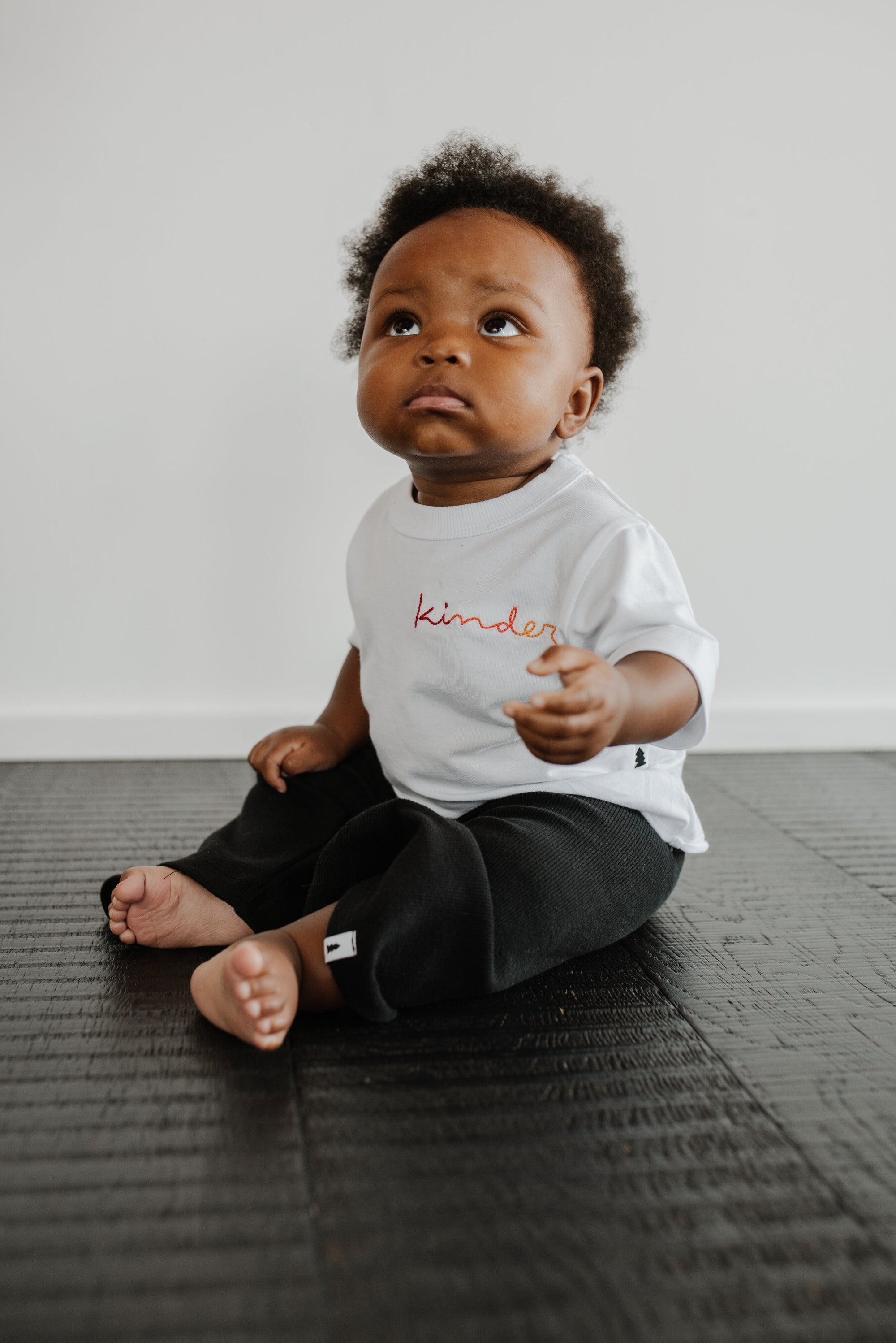 kinder tee