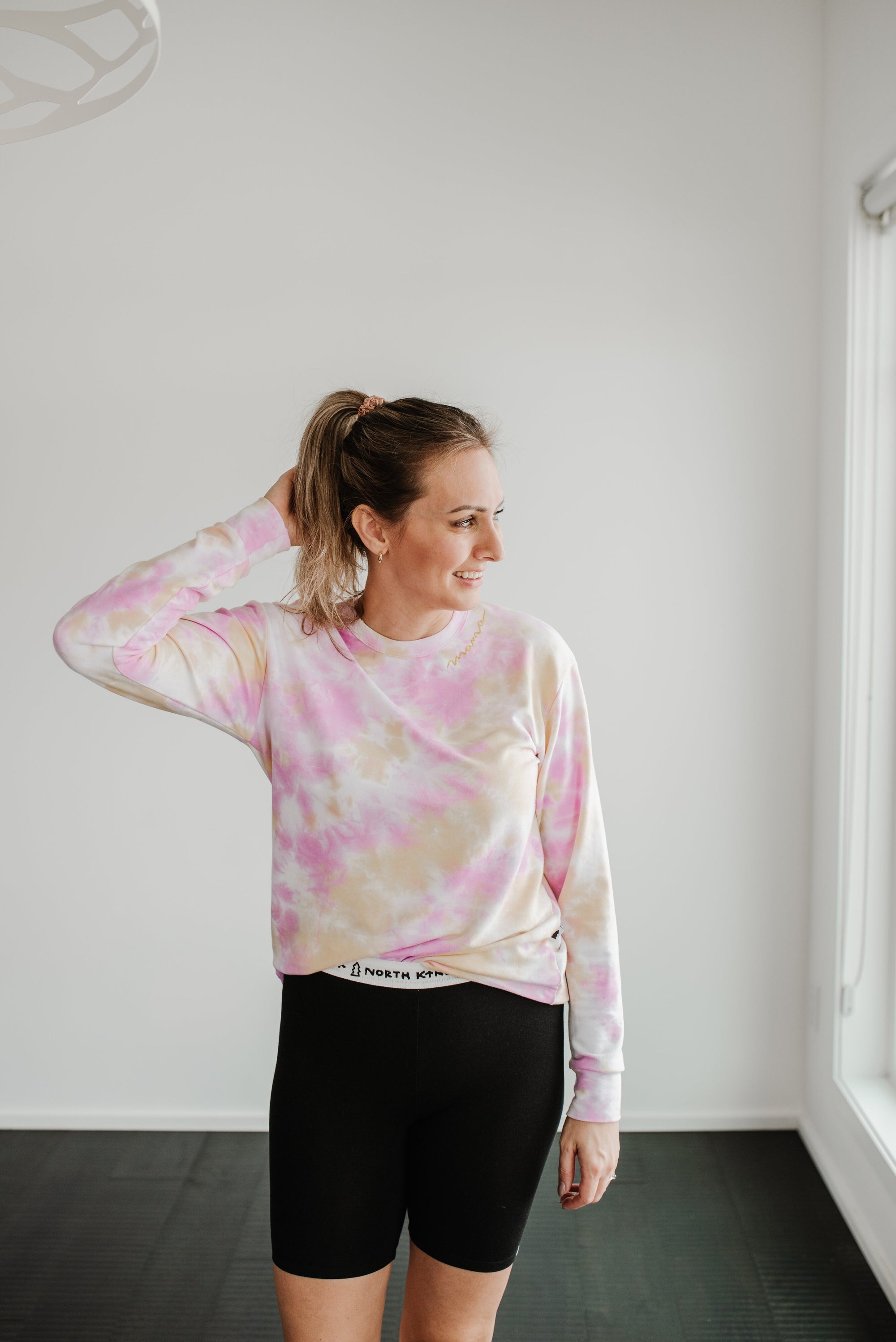 mama play long sleeve - sunny tie dye